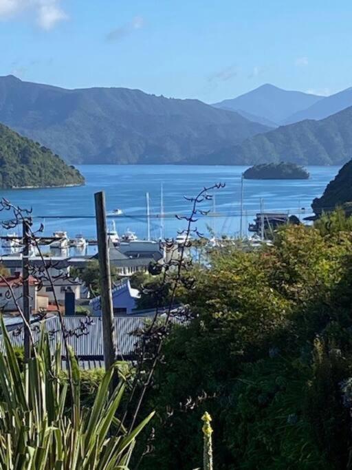 Sea-Renity Picton, Apt B Bagian luar foto